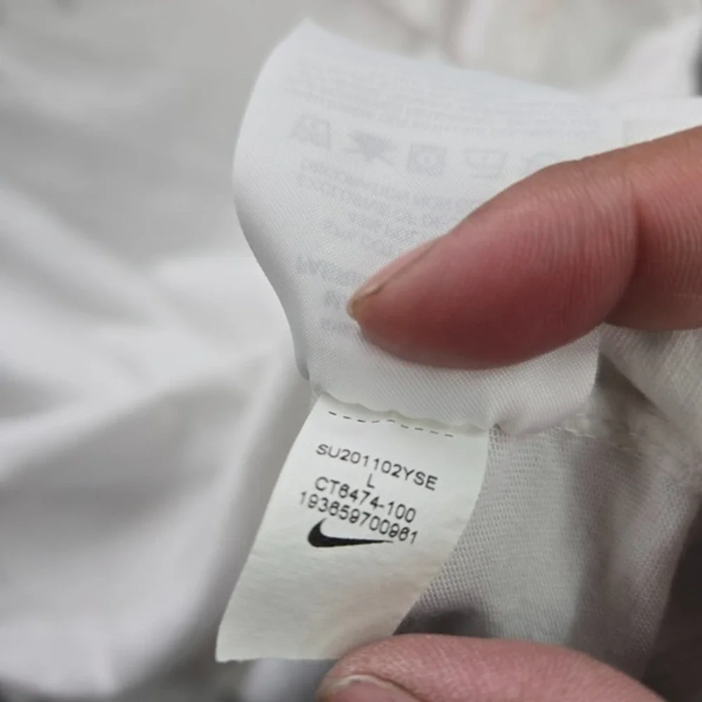 Nike Men‎ Shirt Large White Logo Just Do It Swoosh Graphic Short Sleeve Tee